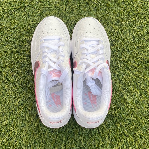 Nike Air Force 1 - Picture 3 of 5